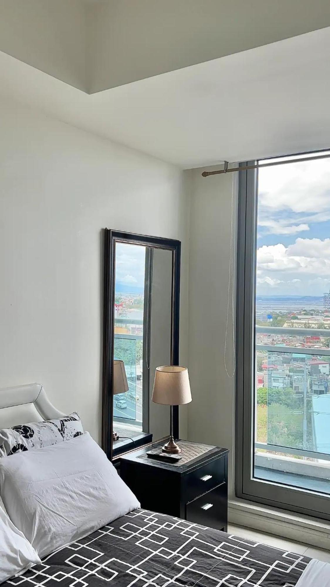 Apartment Azure Beach Residences By Andre Manila