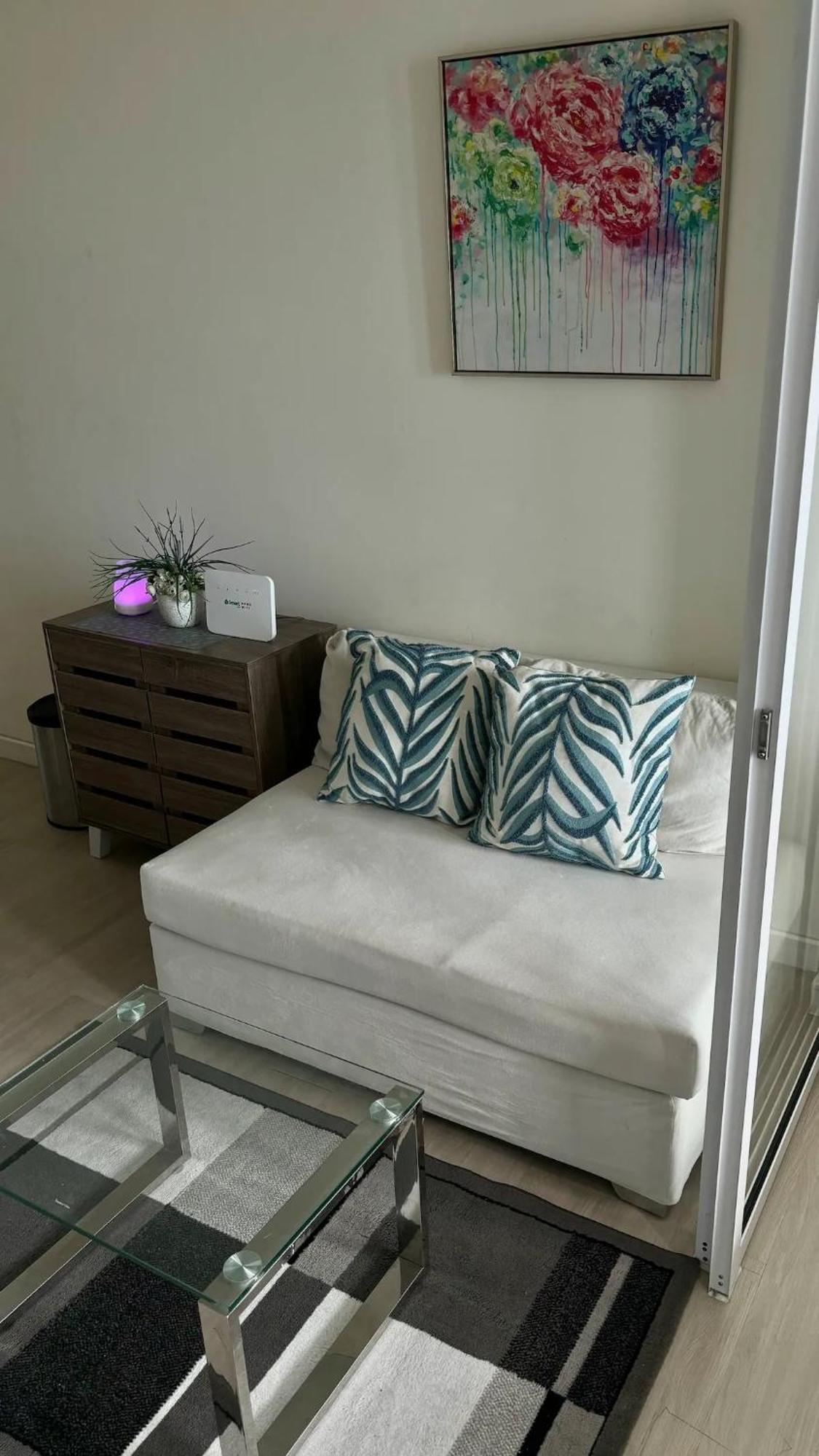 Azure Beach Residences By Andre Apartment Manila