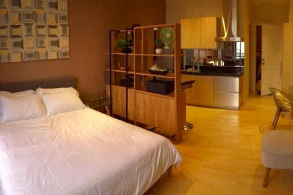 Modern Furnished Penthse View On Say * Manila
