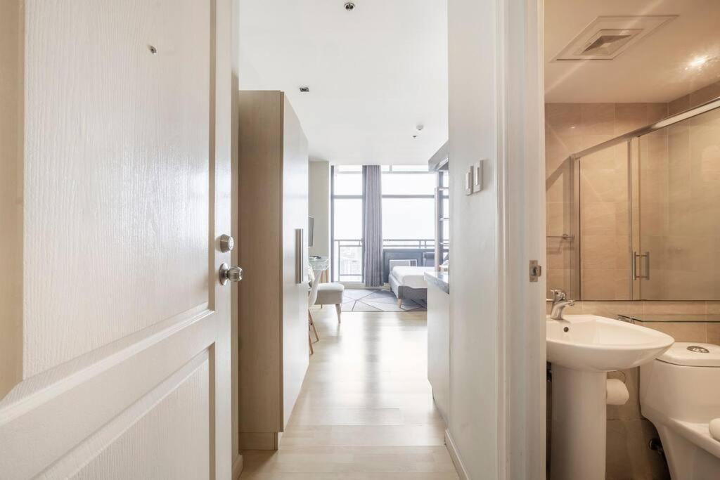 Apartment Modern Furnished Penthse View On Say