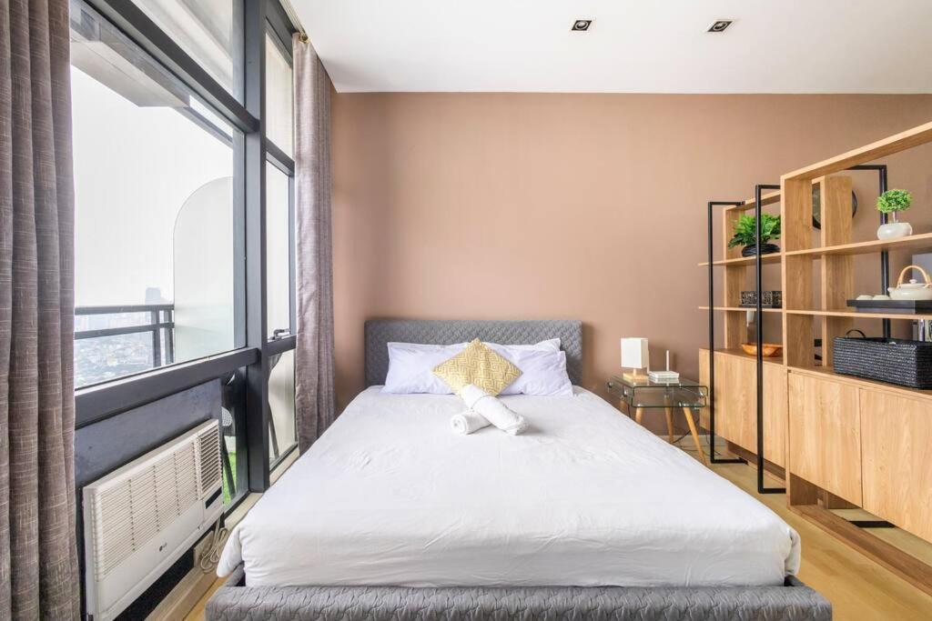 Modern Furnished Penthse View On Say *
