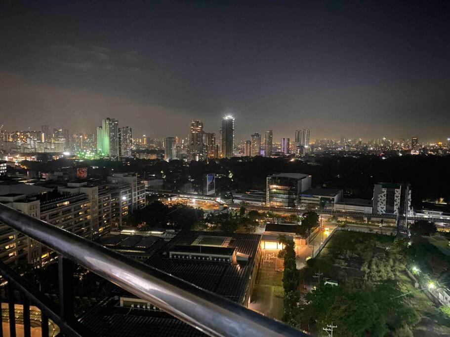 Apartment 180 Degree View In Ortigas Manila