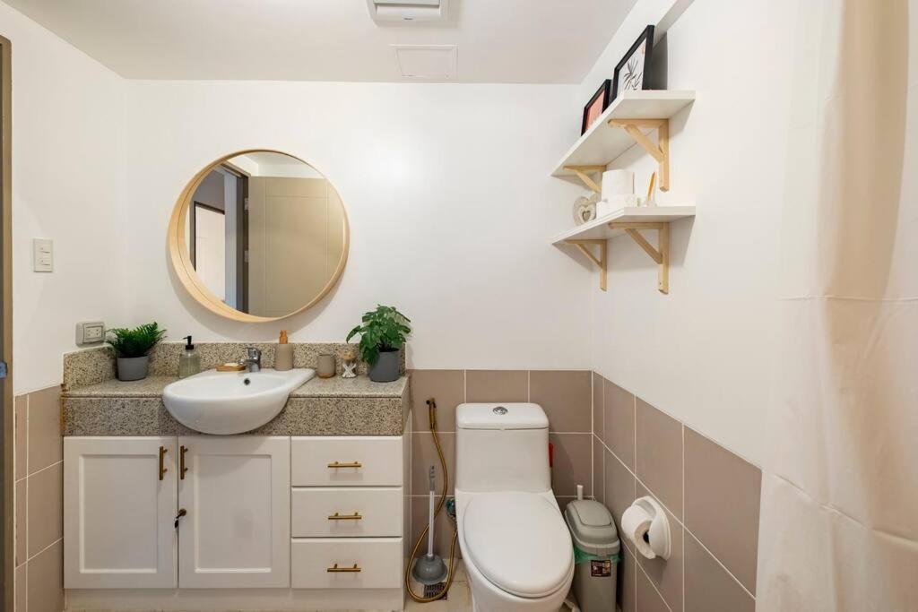 Coastal Inspired 2br I Fast Wi-fi I Near Bgc *
