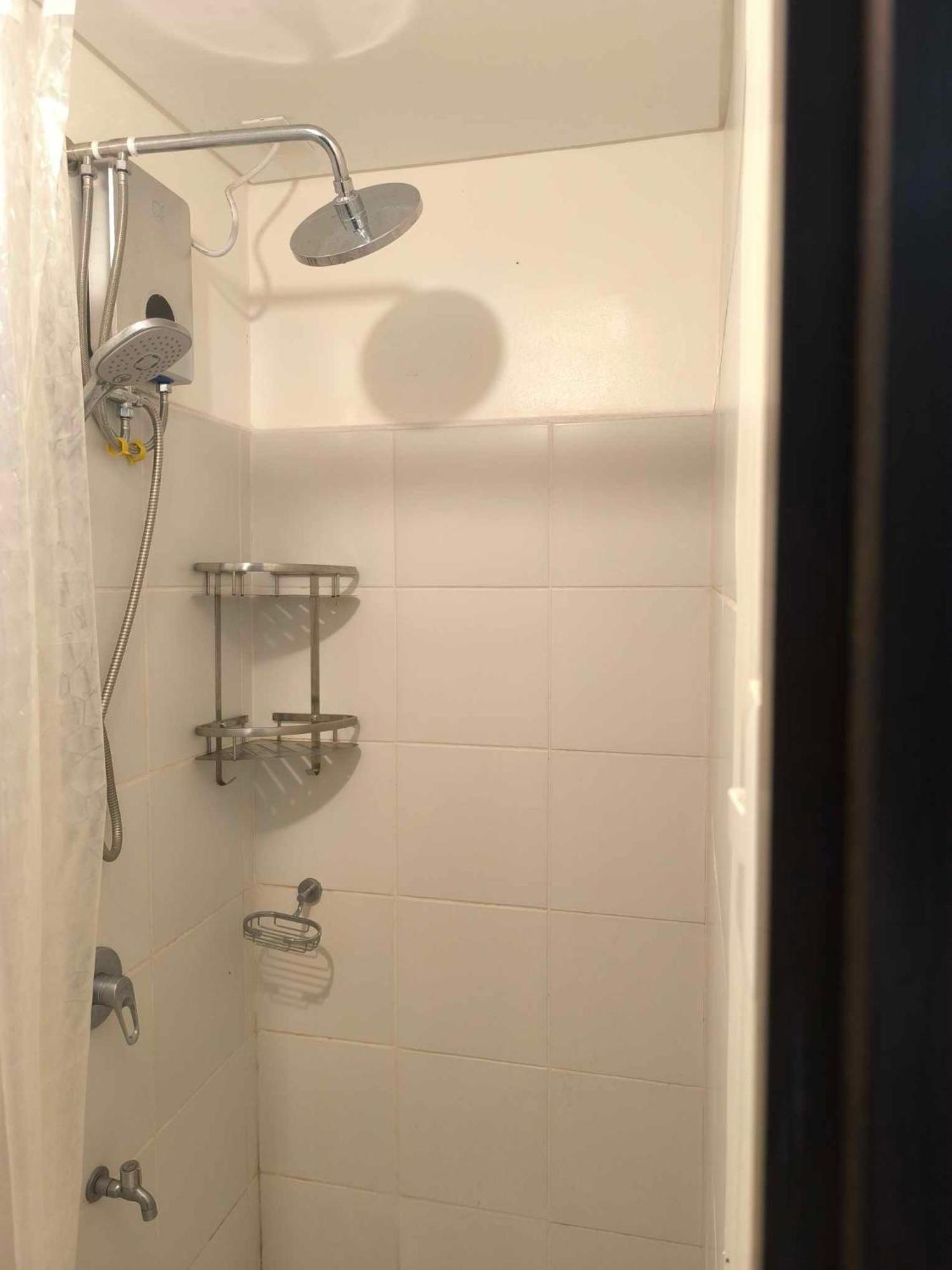 Venice Condotel Apartment Manila
