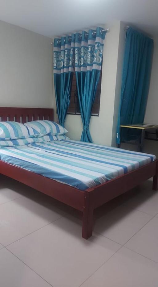 Kp Cafino's Place *