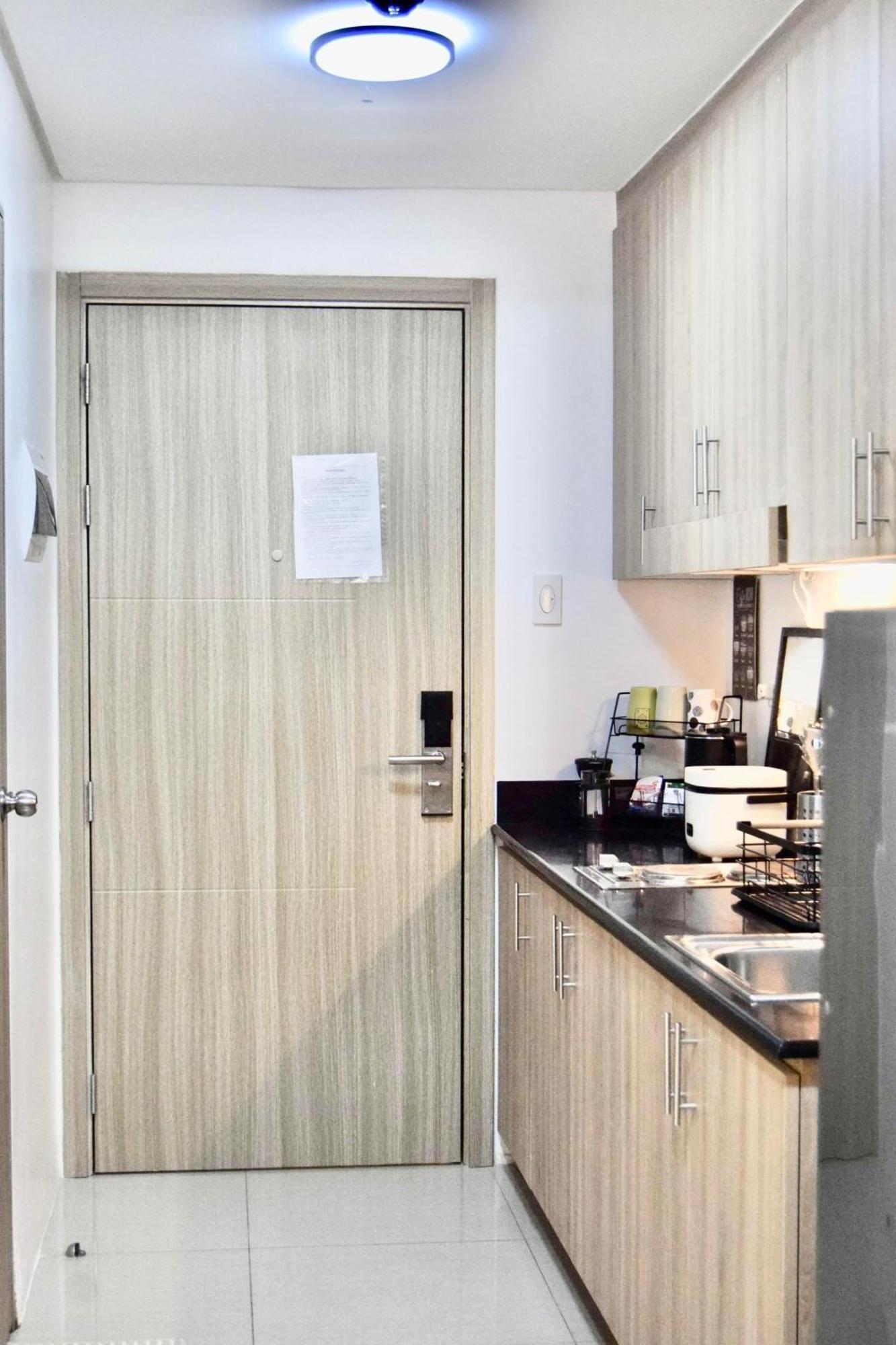 1 Bedroom With Balcony