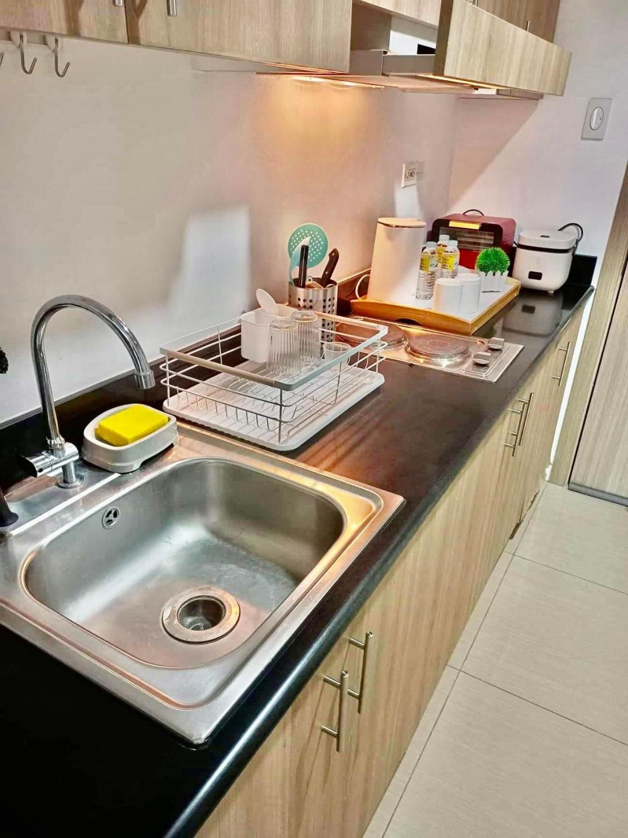 1 Bedroom With Balcony * Manila