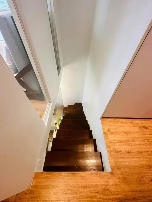 A2j Luxury 2br Bgc Loft Taguig *