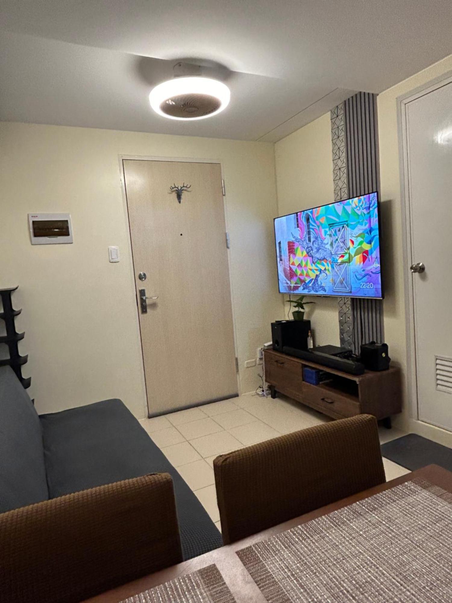 Apartment Cozy 1-br In Urban Deca Homes Ortigas, Pasig