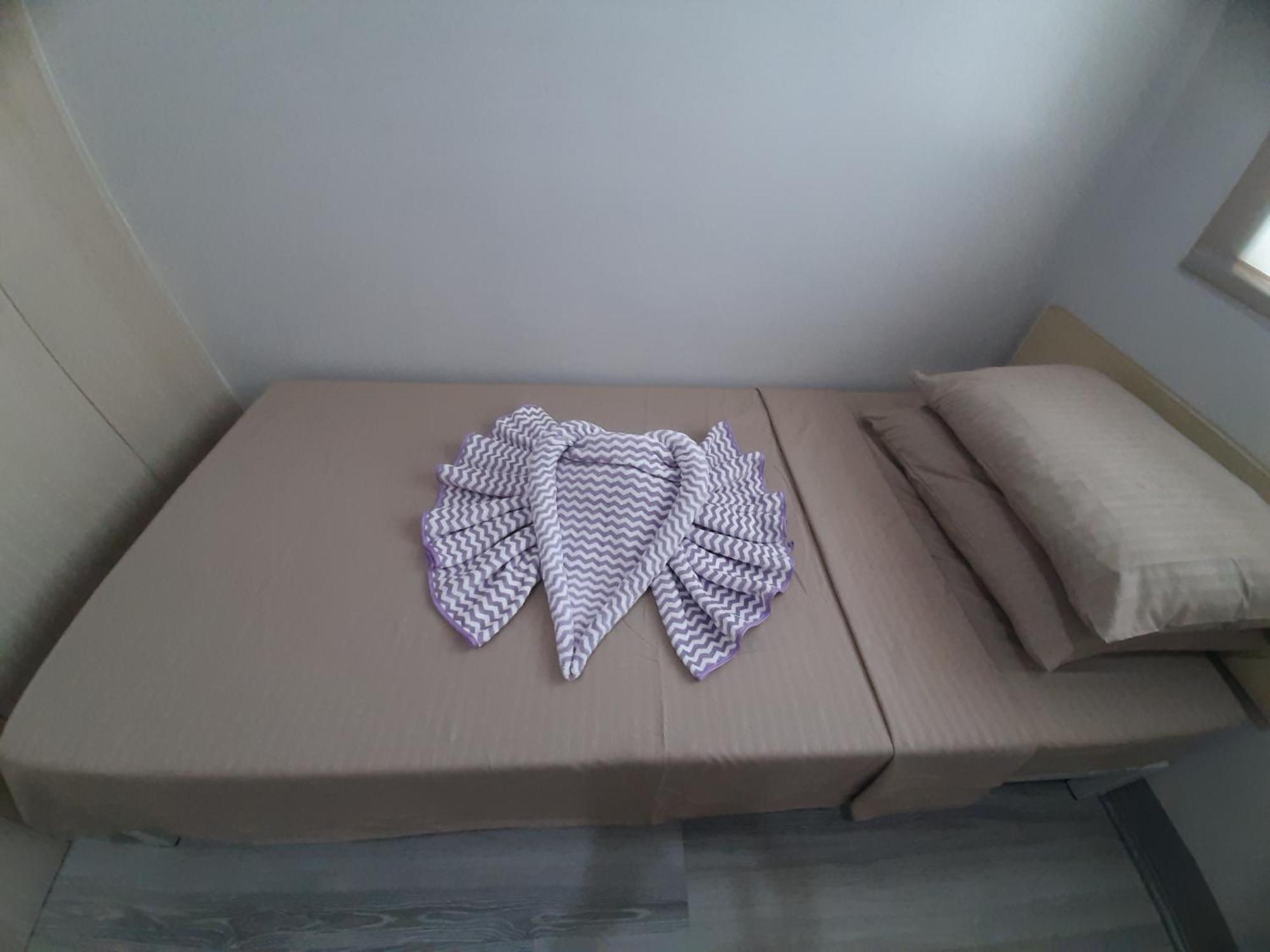 Unit Sm North Grass Residences Tower 2 Apartment Manila