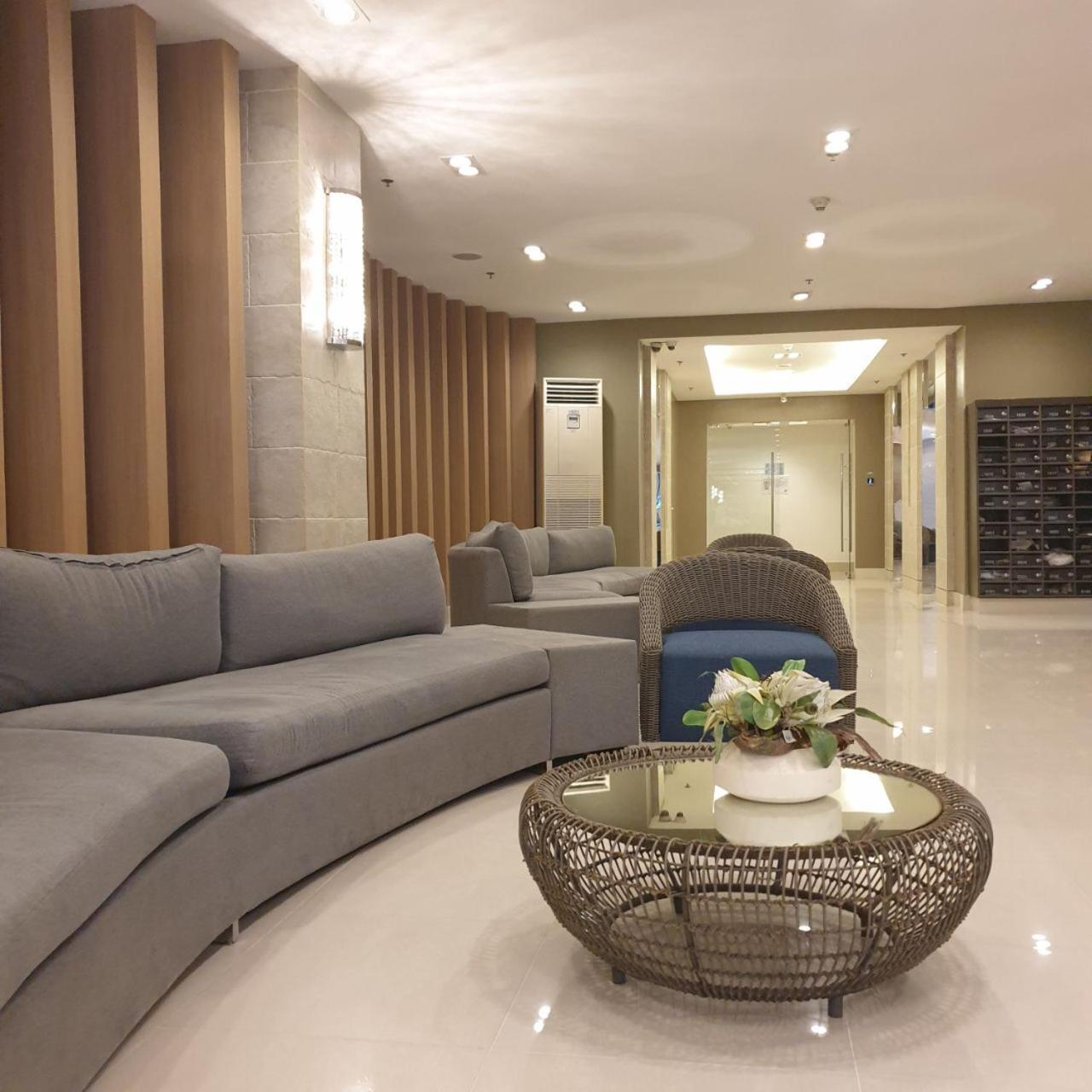 Aparthotel Sea Residences Moa - Rose Condotel