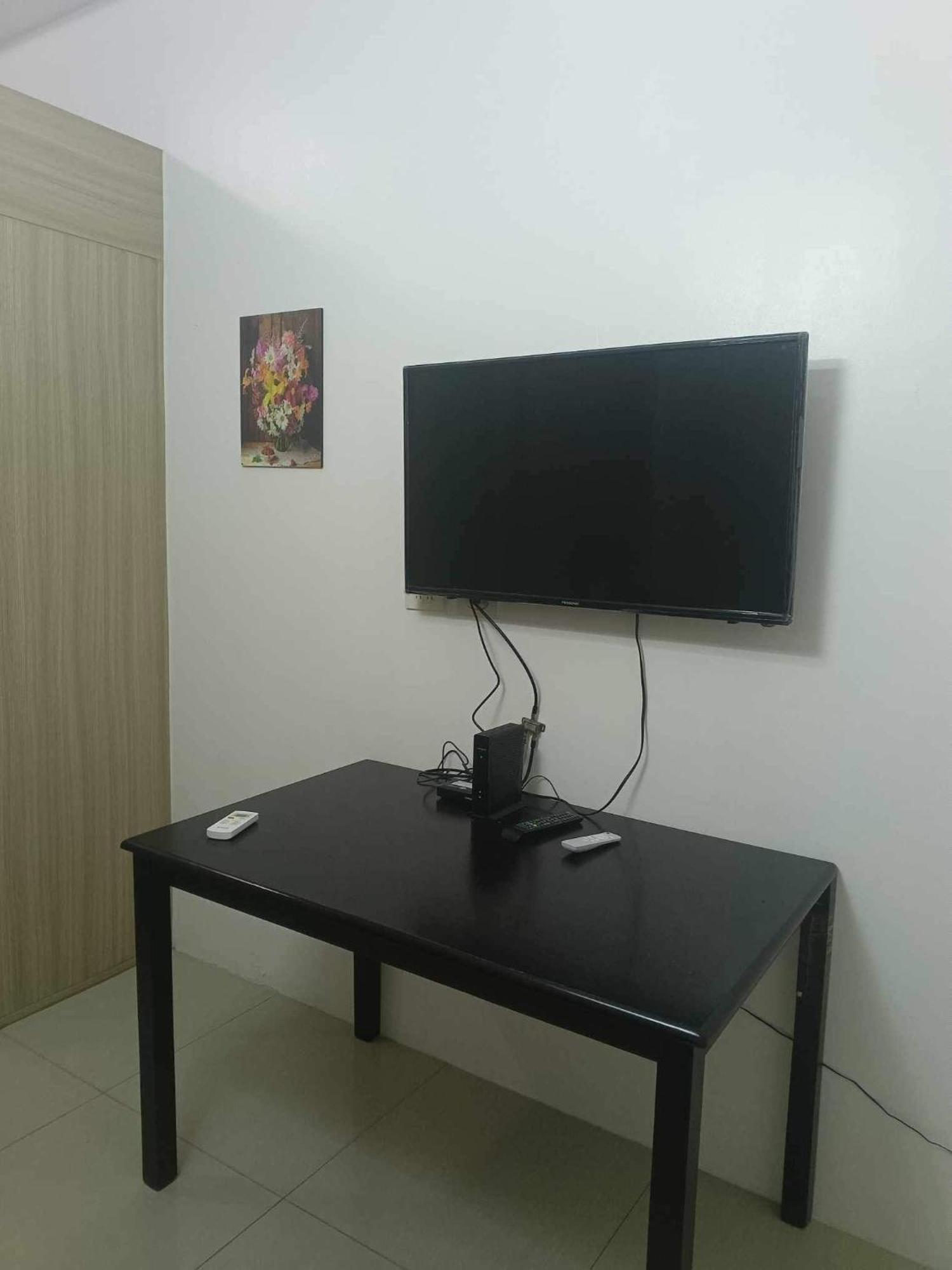 Big Cut End-unit In Shore Residences Apartment *