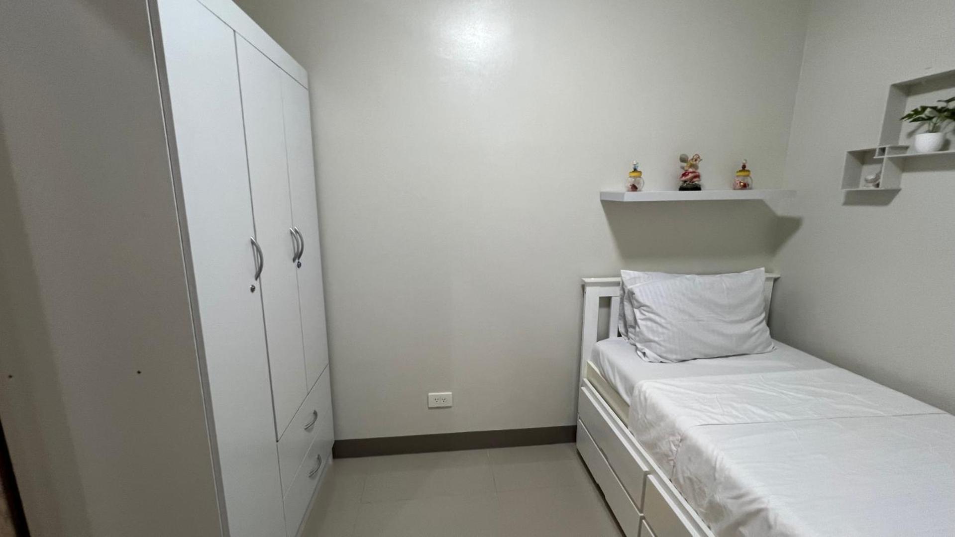 Urbanease Living At Charm Residences Near Sta Lucia Mall And Robinsons Mall Apartment Manila