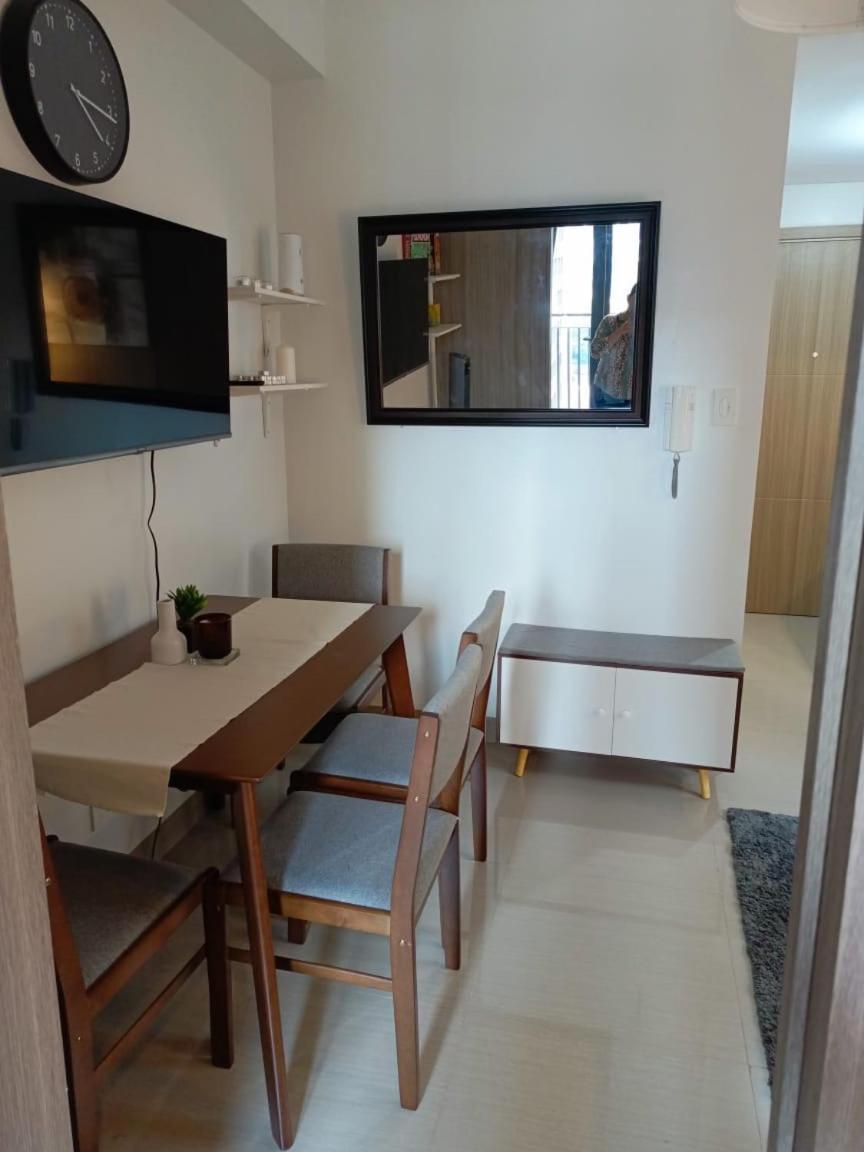 Apartment Shore 2 Residences High Speed Internet Walking Distance To Moa And Ikea Manila