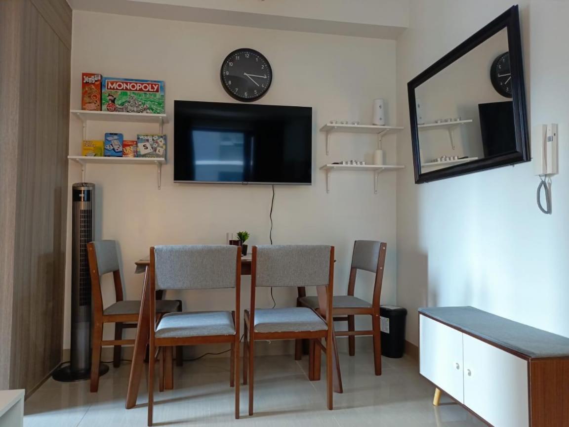 Apartment Shore 2 Residences High Speed Internet Walking Distance To Moa And Ikea *