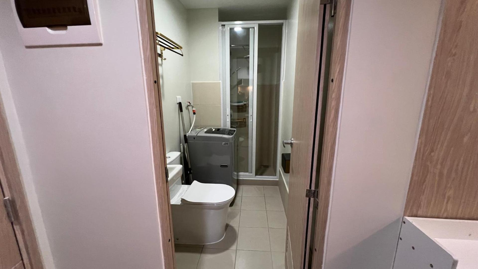 Urbanease Living At Charm Residences Near Sta Lucia Mall And Robinsons Mall Apartment *