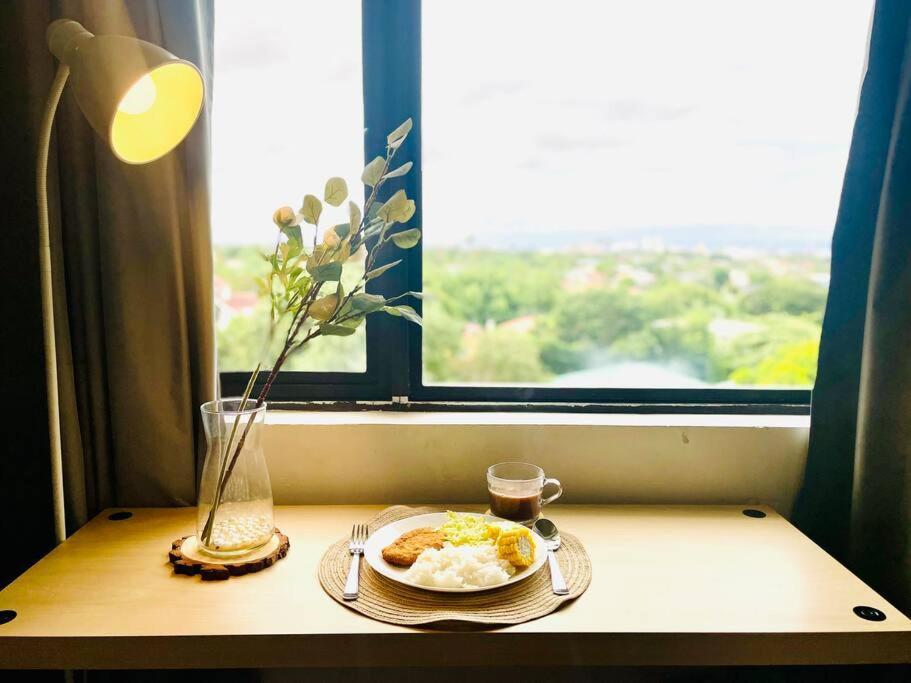 Apartment Sunny Solace A Homey In Filinvest Alabang