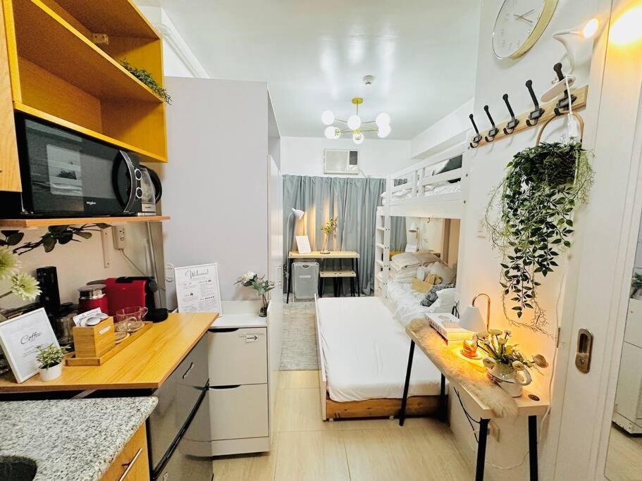 Sunny Solace A Homey In Filinvest Alabang Apartment Manila