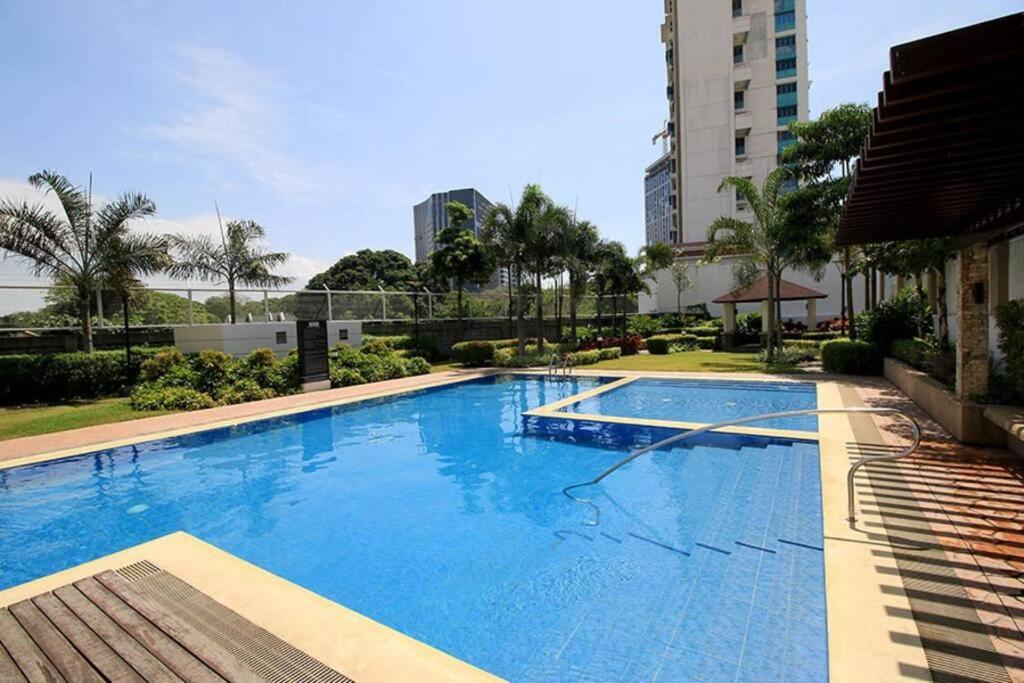 Sunny Solace A Homey In Filinvest Alabang Manila