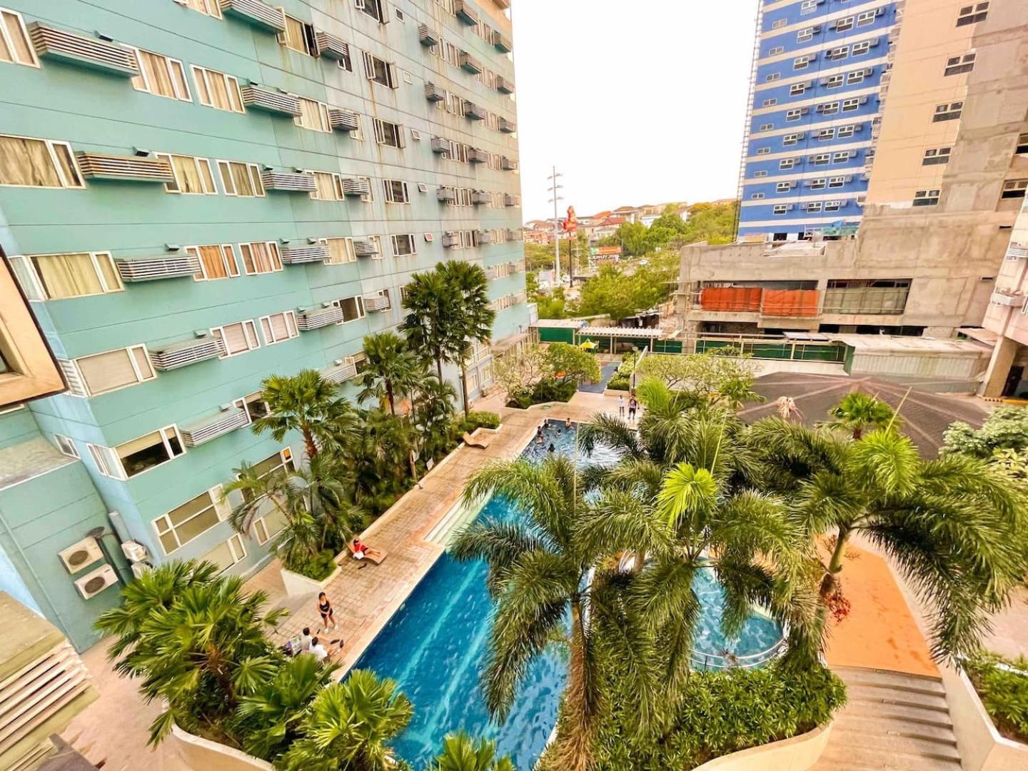Cozy & Affordable Near Bgc #rt33005 * Manila