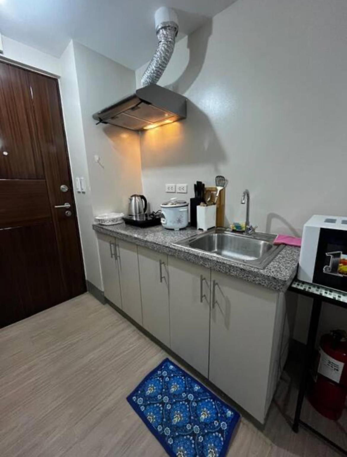 Suntrust Parkview Aparthotel Manila
