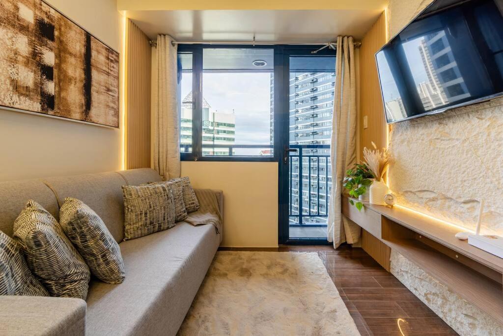 Metroview Nest Apartment