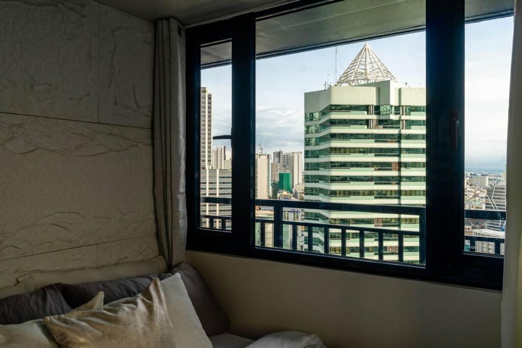 Metroview Nest Apartment Manila