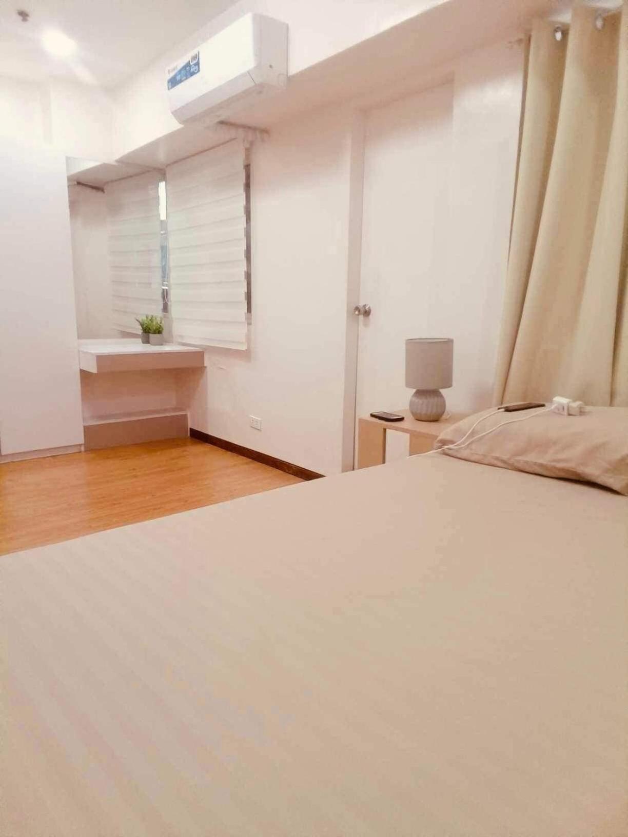 Cylos Place