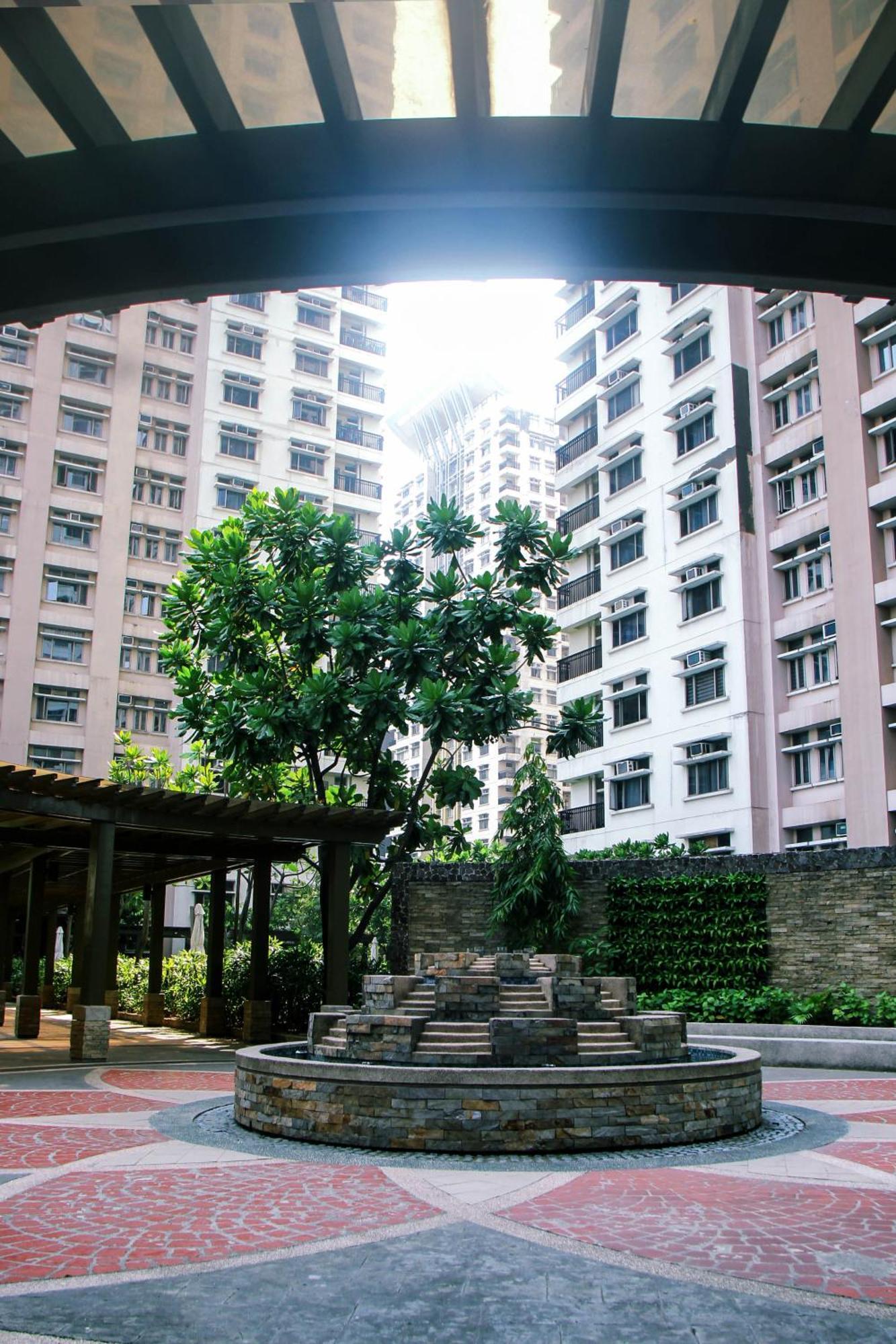 Cozy Pad In Cubao Apartment