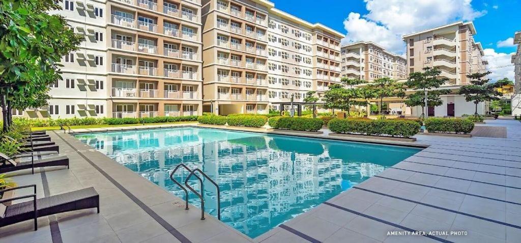 Apartment George 2br Netflix Pool Wi-fi Trees Residences Qc Manila
