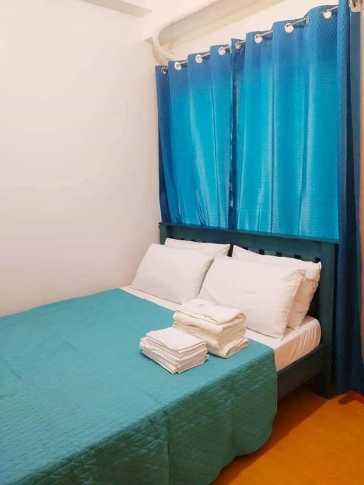 George 2br Netflix Pool Wi-fi Trees Residences Qc