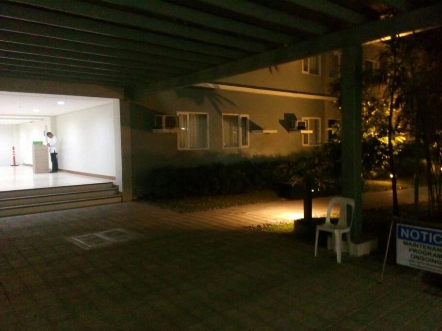 Apartment George 2br Netflix Pool Wi-fi Trees Residences Qc *