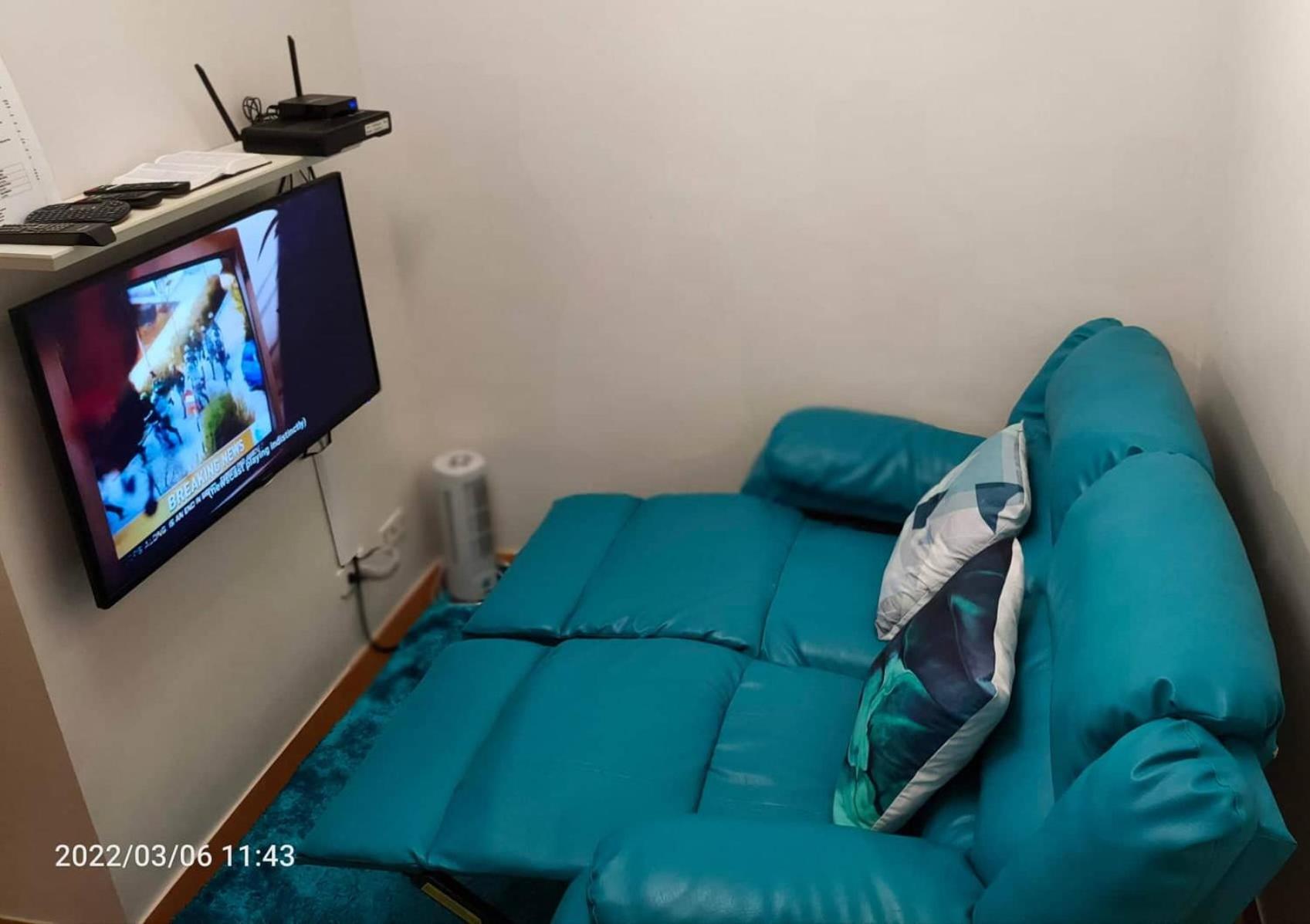 George 2br Netflix Pool Wi-fi Trees Residences Qc