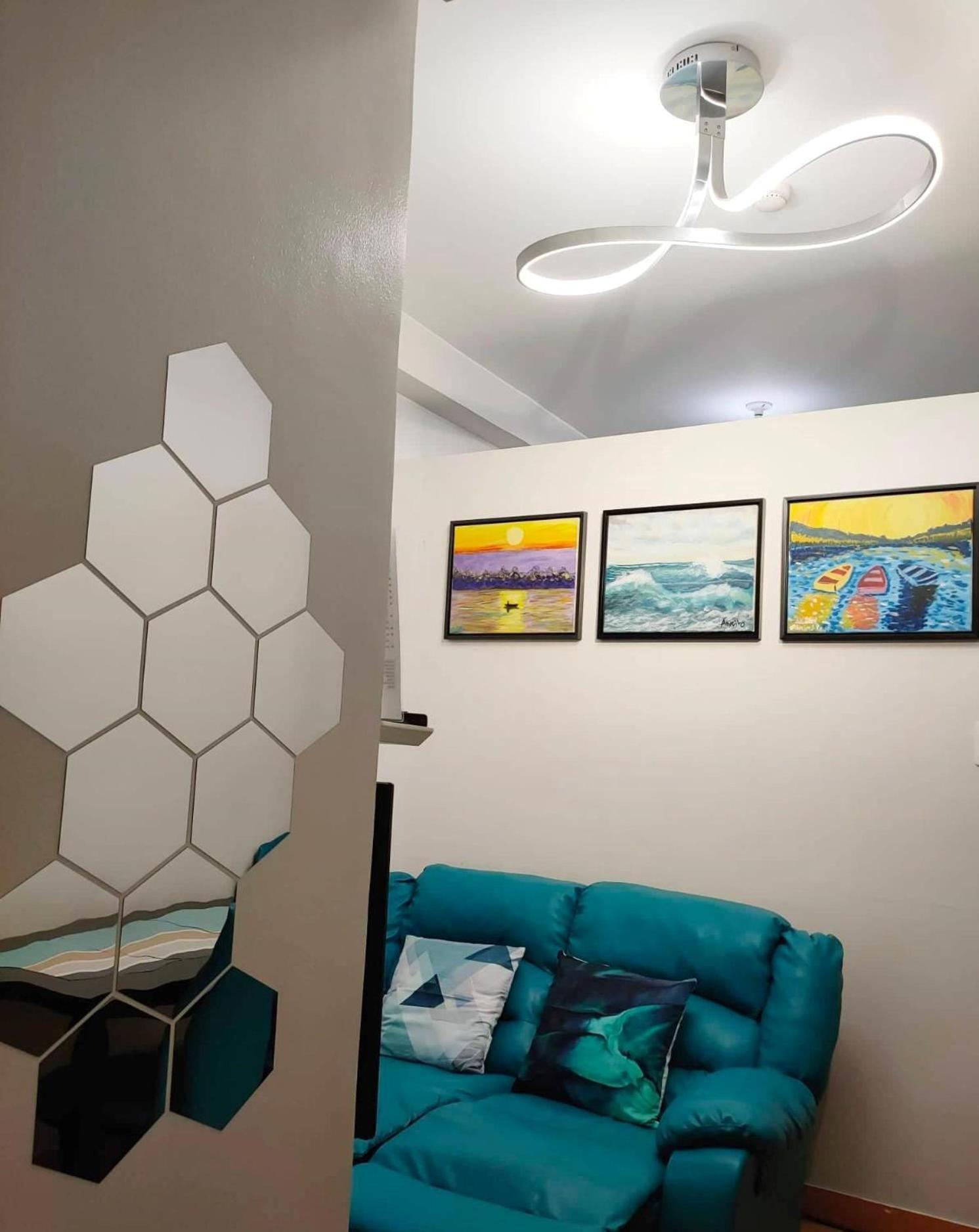 George 2br Netflix Pool Wi-fi Trees Residences Qc Apartment
