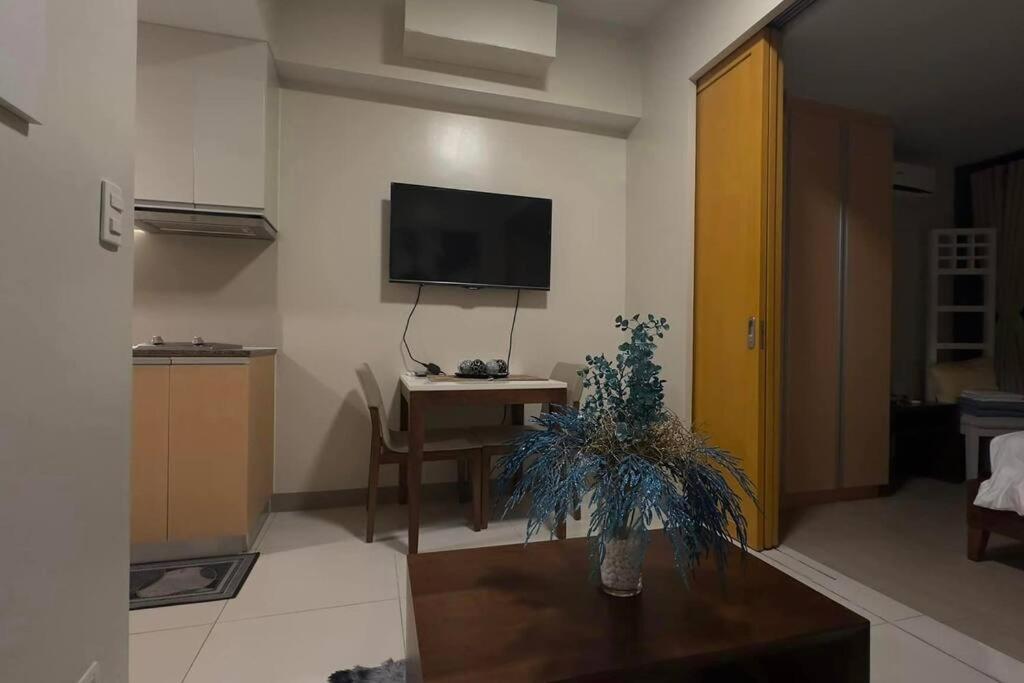 Apartment #31 One Uptown Residences Bgc *