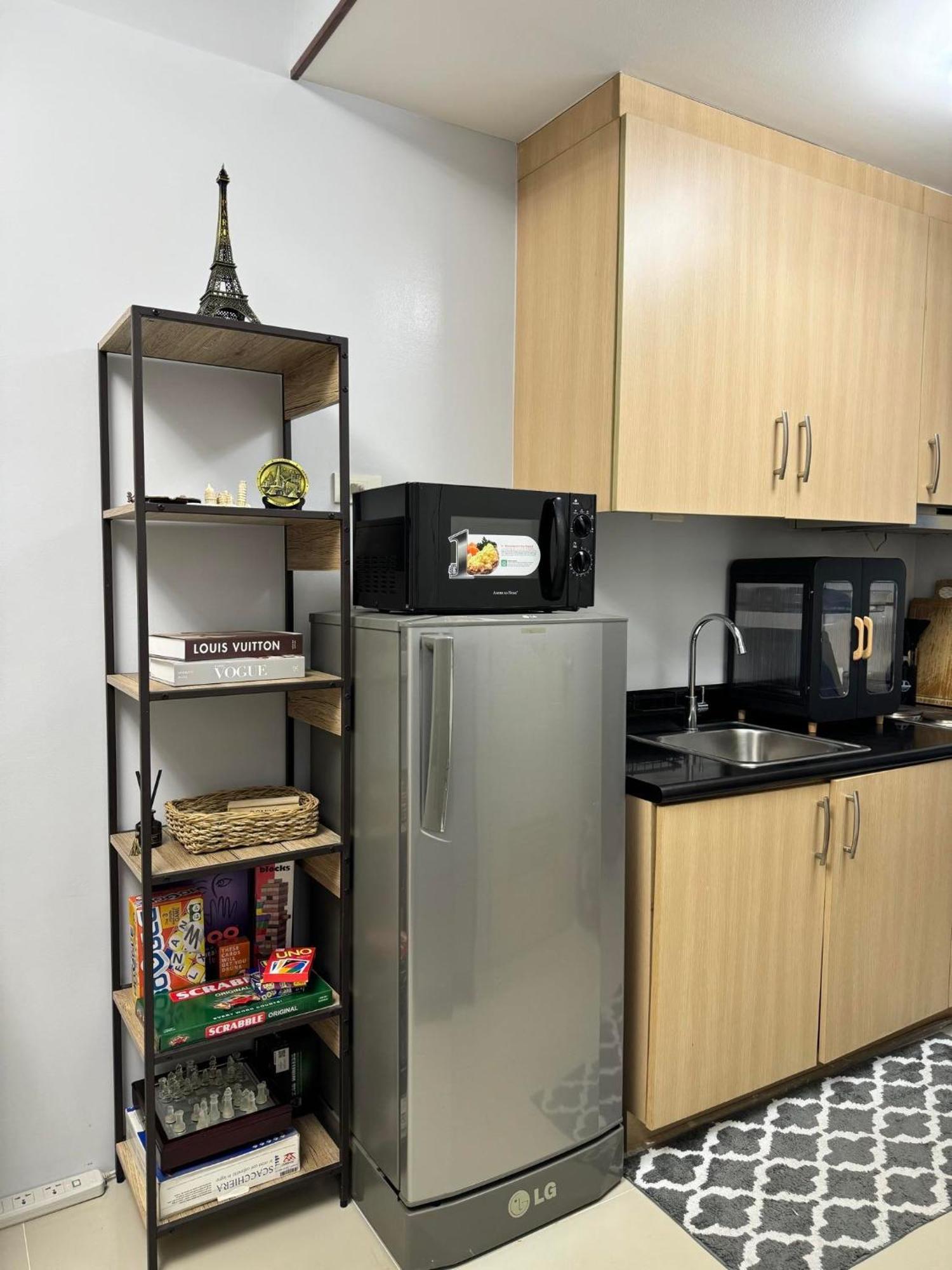 Apartment Ac Condotel @ Smdc Light Residences Manila