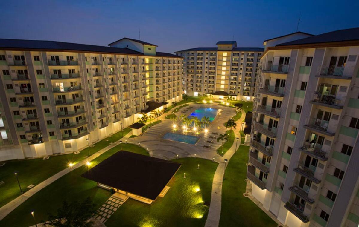G-field - Near Naia Airport Apartment Manila