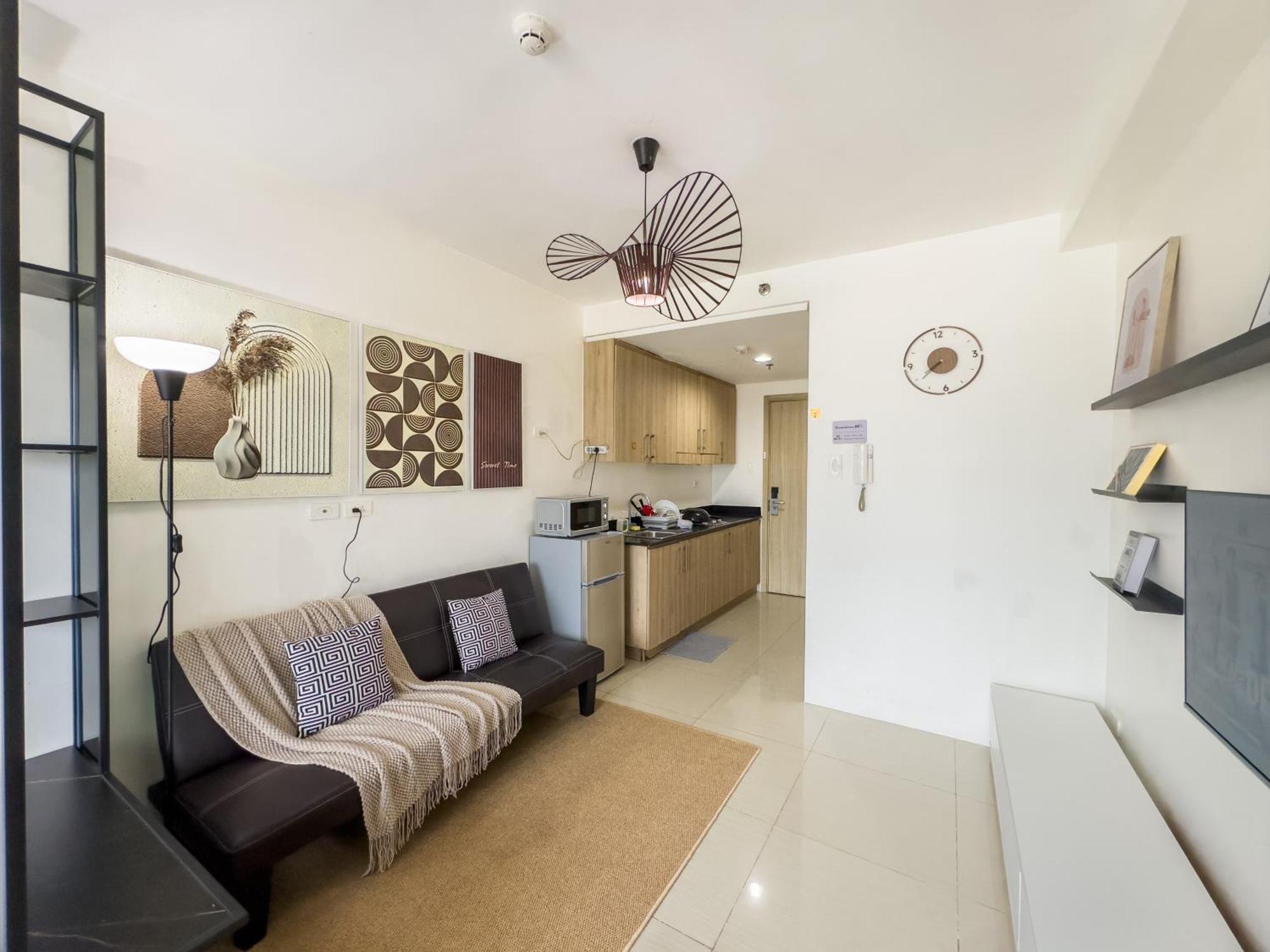 Gemstonebr In Smdc Shore Residences Manila