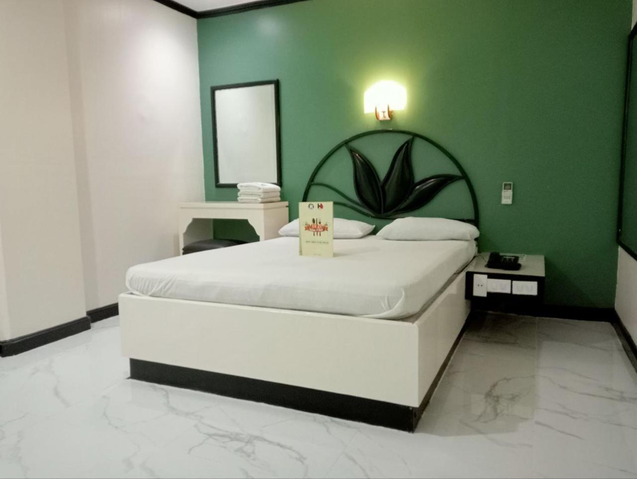 Hotel Halina Drive In Hotel-sta Mesa