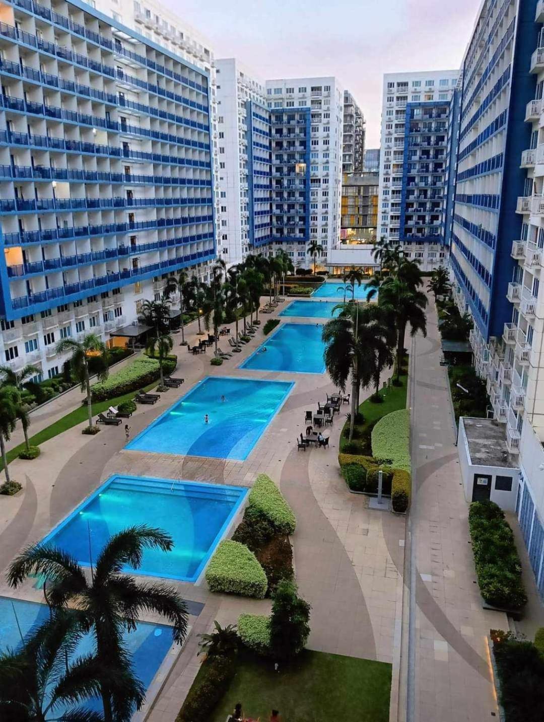Moa Staycation- Sassy Manila