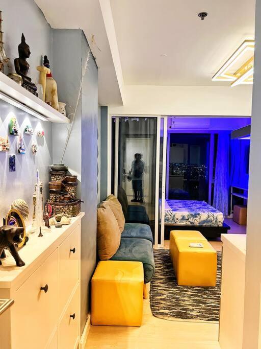 Penthouse Azure Urban Staycation *