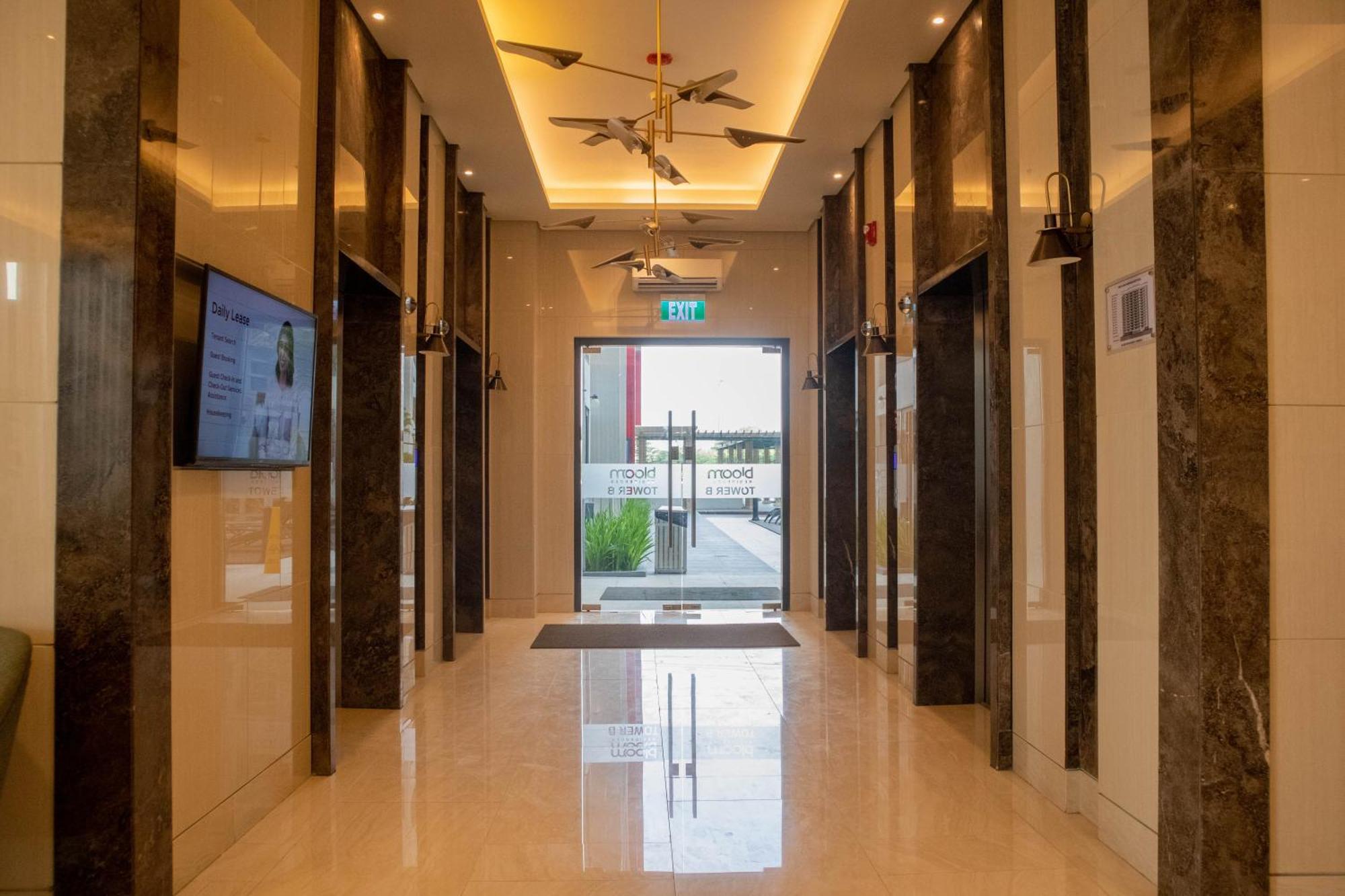 Quiet Oasis In Bloom Residences Apartment