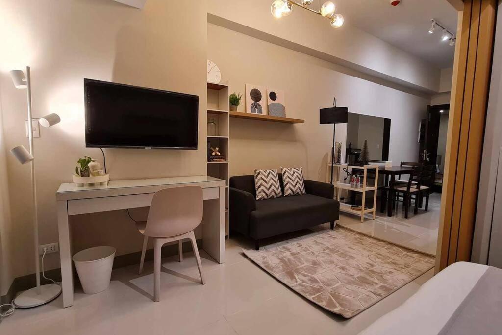 Apartamento 1br King, Modern Balcony, Wi-fi, Netflix, Bgc *