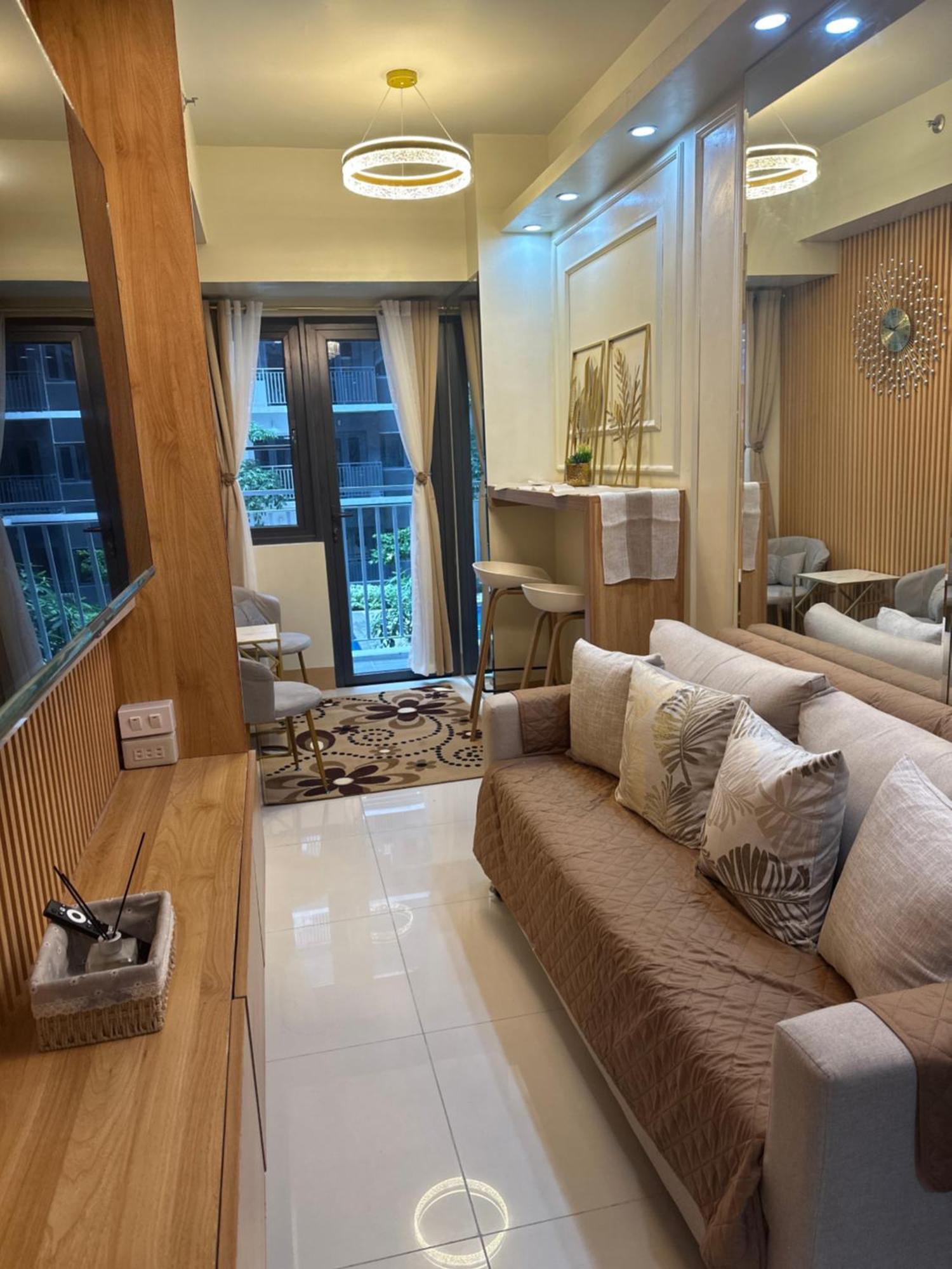 Kendra At Shore 3 Residences, Moa Complex * Manila