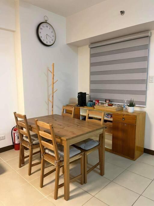 No Frills Infina Towers 2br Staycation Quezon Manila