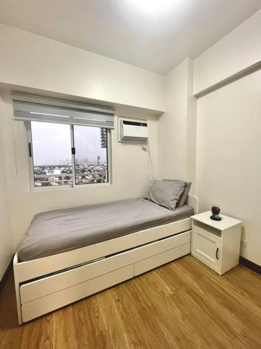 No Frills Infina Towers 2br Staycation Quezon