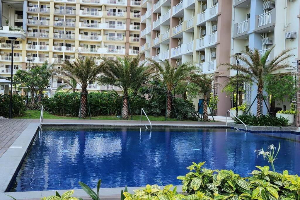 Apartment No Frills Infina Towers 2br Staycation Quezon *