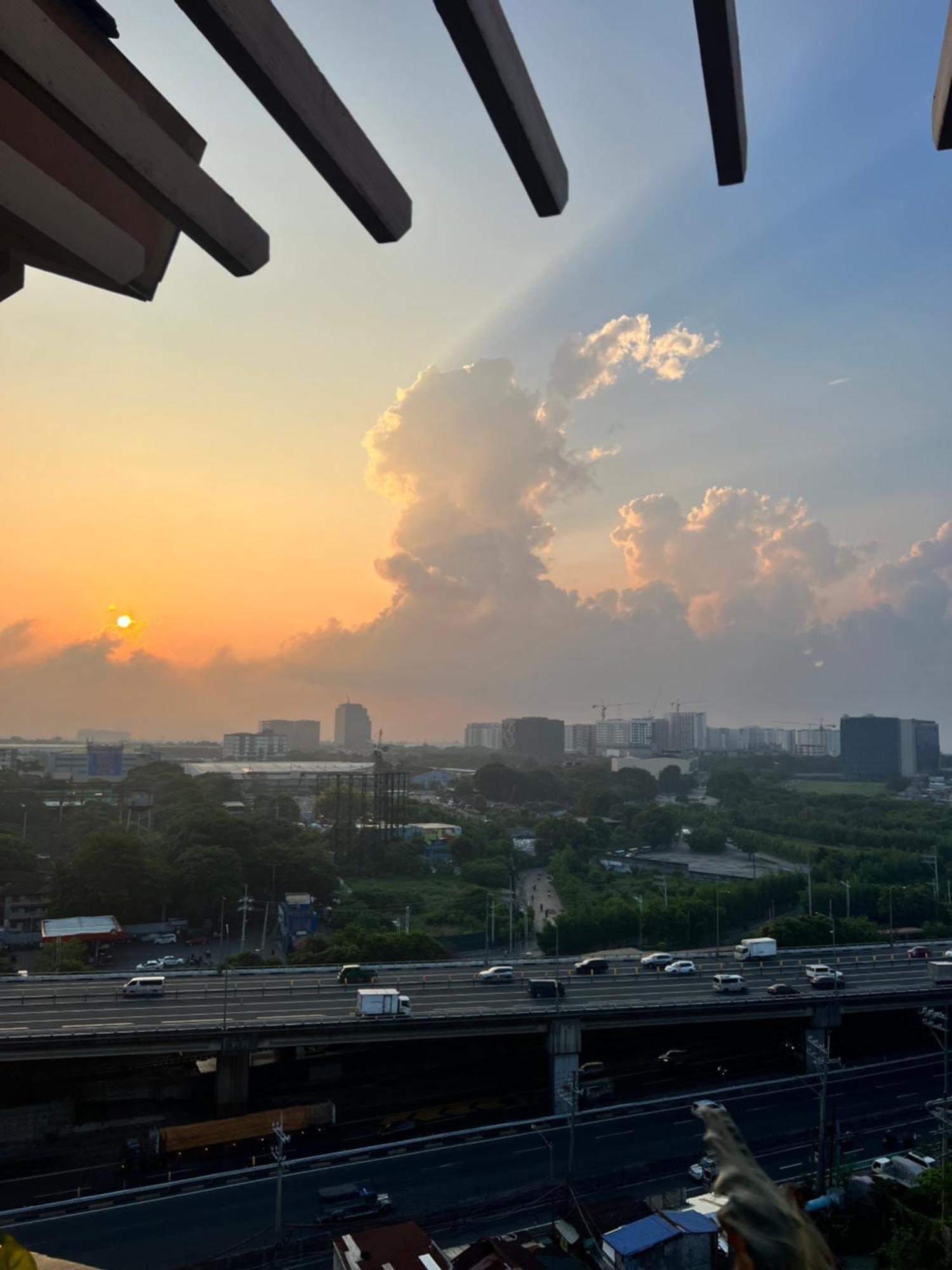 Apartment 1 Bedroom Penthouse Near Airport Naia