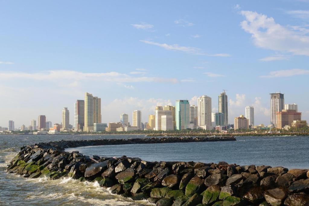 Aloha Roxas Boulevard Manila