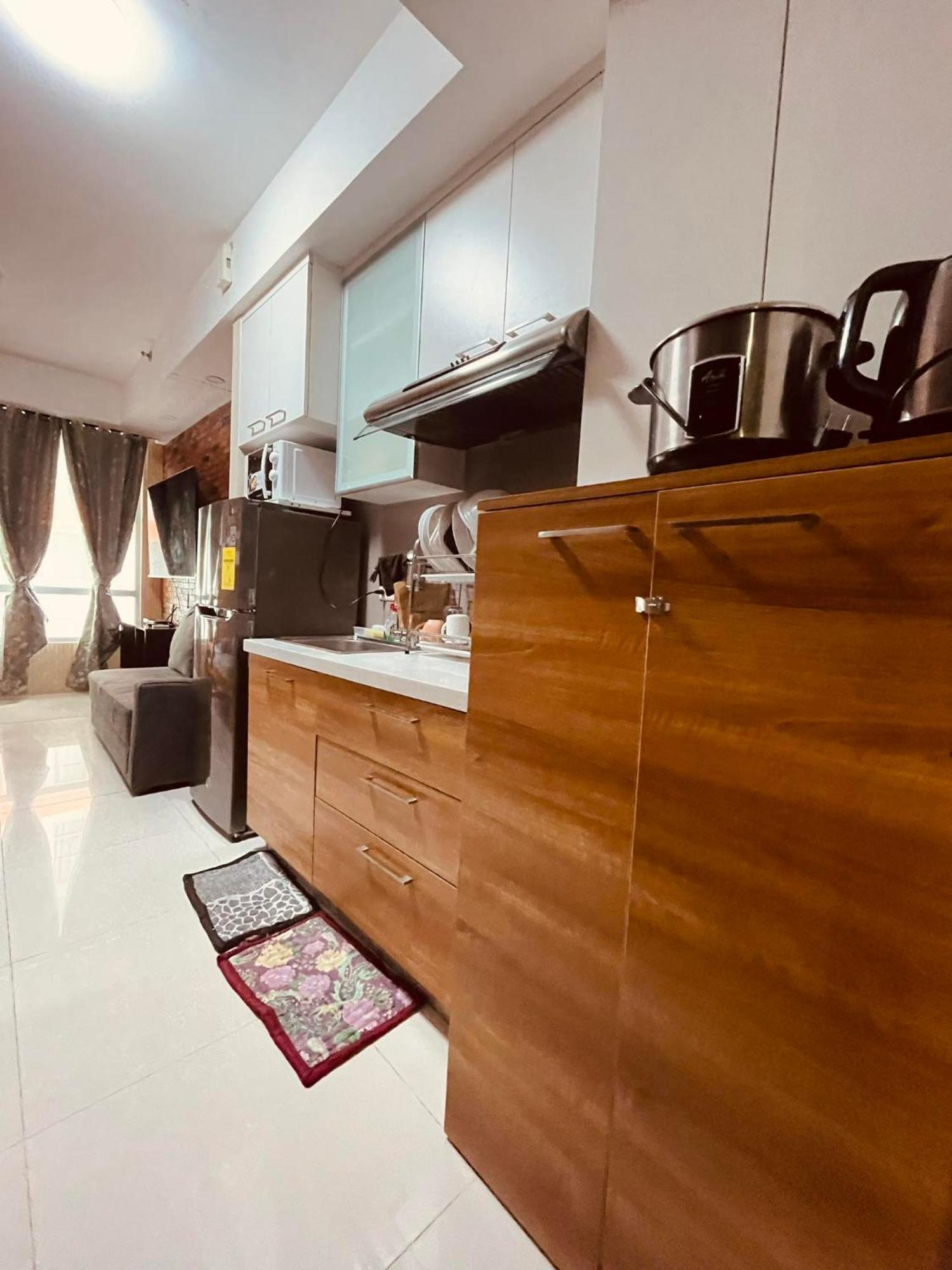 Tower2 212 Sunshine100 Bunkbed Sofabed Poolwifi * Manila